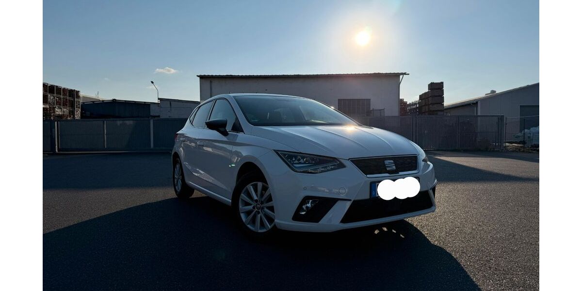Seat Ibiza 83.000 km 10.799 &euro; Offenbach 63065