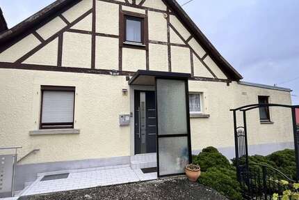 Haus zum Kaufen in Blaufelden Wiesenbach 280.000 € 140 m² 7 zimmer