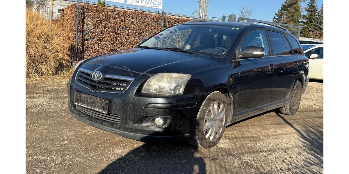 Toyota Avensis 220.235 km 1.750 &euro; Friedberg 86316