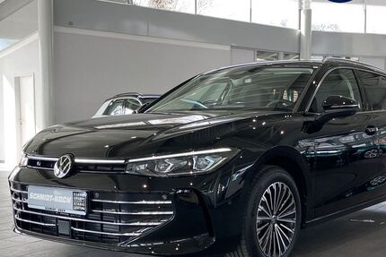 VW Passat Variant 1.250 km 44.990 &euro; Oldenburg 26123