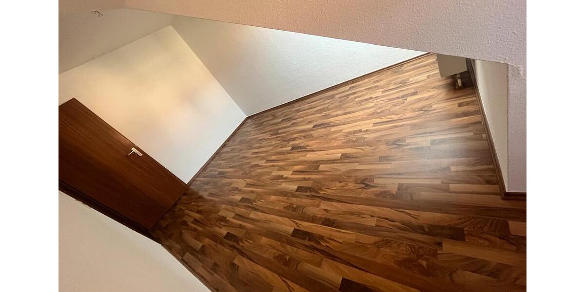 Maisonettenwohnung Pölzig - 4 Zimmer, 125 m&sup2;, 134.000&euro; | Angebot:27427707