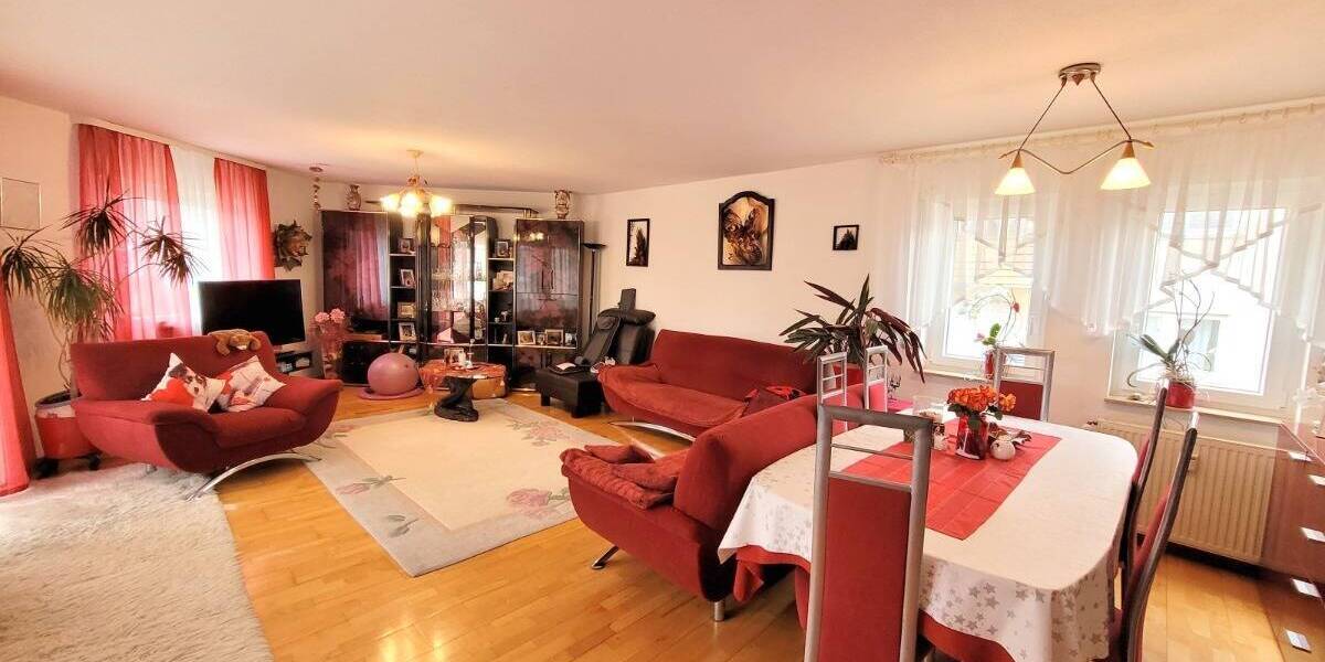 Etagenwohnung Donaueschingen - 3 Zimmer, 92 m&sup2;, 249.000&euro; | Angebot:26188006