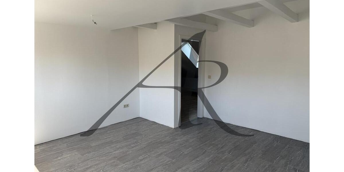 Etagenwohnung Tangerhütte - 3 Zimmer, 80 m&sup2;, 600&euro; | Angebot:23471110
