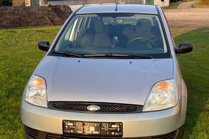 Ford Fiesta 122.000 km 1.700 &euro; Bad Bentheim 48455
