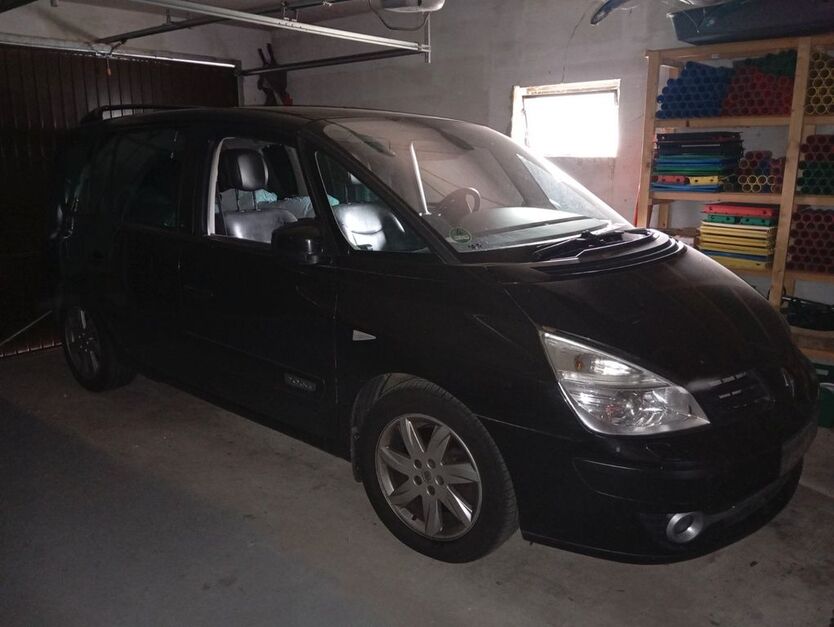 Renault Espace 299.000 km 3.600 € Naumburg 06618