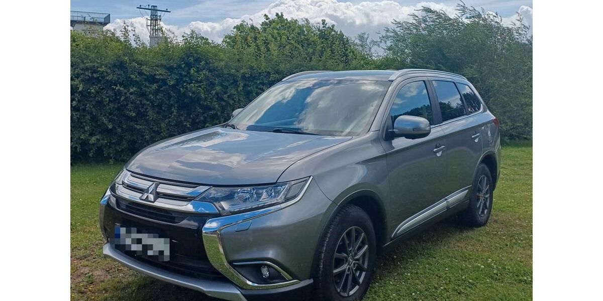 Mitsubishi Outlander 122.000 km 13.800 &euro; Xanten 46509