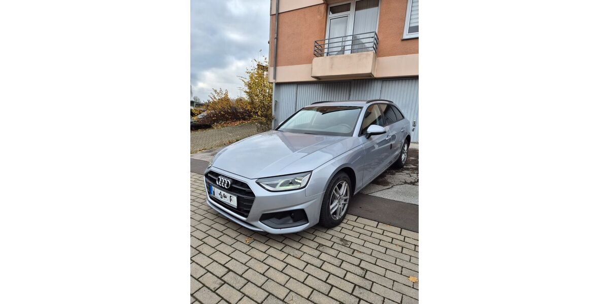 Audi A4 45.000 km 22.990 &euro; Wuppertal 42113
