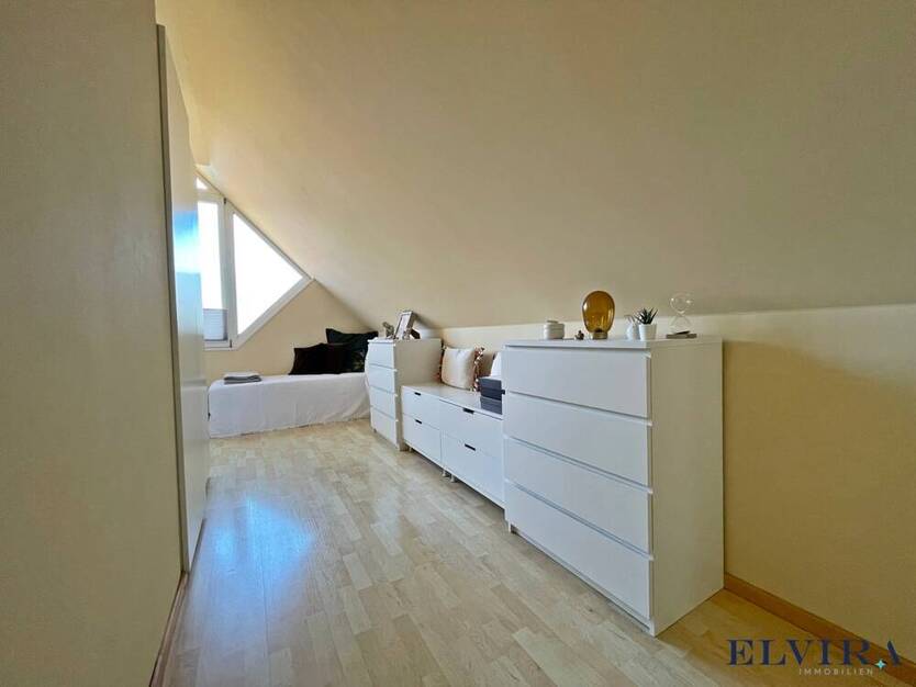 ELVIRA - Grünwald - Wohnen und Arbeiten in zwei Häusern auf einem Grundstück