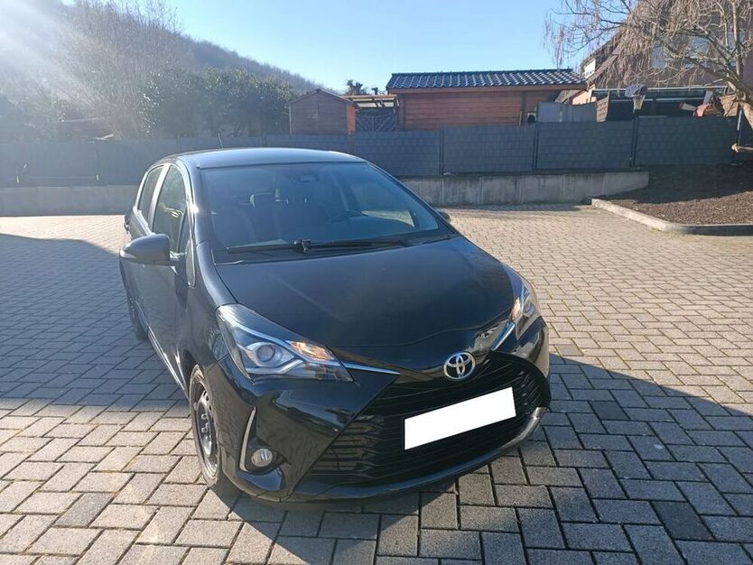 Yaris