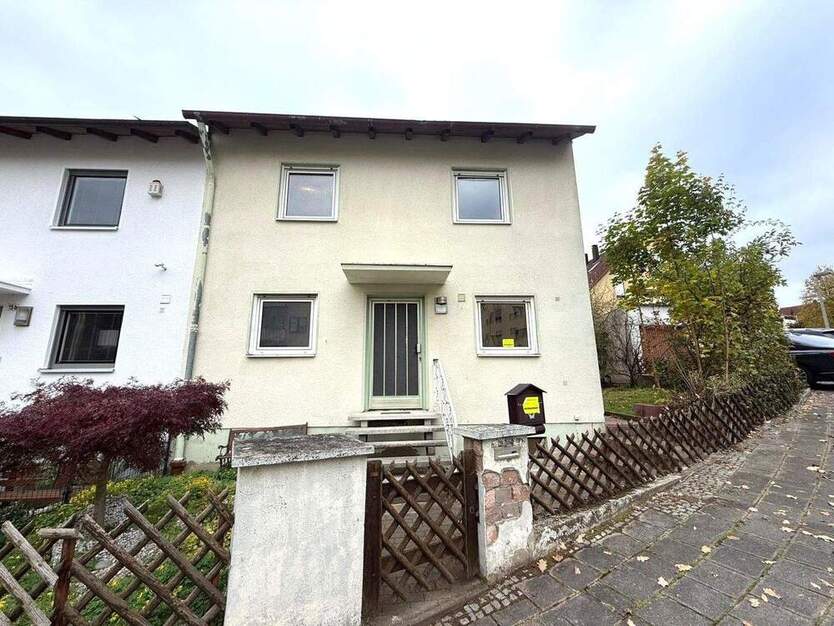 Großes Reihenendhaus mit Garten und Garage * in Zirndorf 7 zimmer