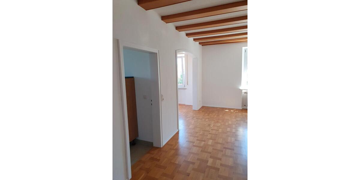 Einfamilienhaus Stockach - 6 Zimmer, 200 m&sup2;, 1.700&euro; | Angebot:26147151