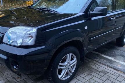 Nissan X-Trail 281.000 km 2.990 &euro; Kiel 24149