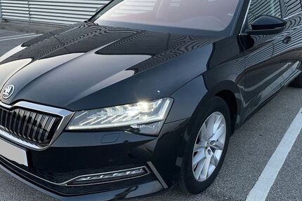 Skoda Superb 54.000 km 24.490 &euro; Königsbrunn 86343
