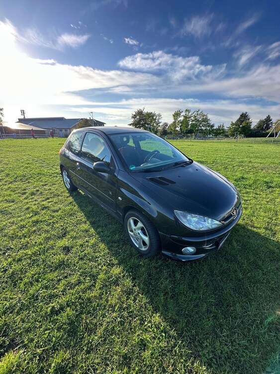 Peugeot 206 159.226 km 1.935 € Braunfels 35619