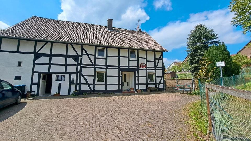 Mehrfamilienhaus, Wohnhaus Coppenbrügge - 8 Zimmer, 257 m&sup2;, 144.000&euro; | Angebot:26505371