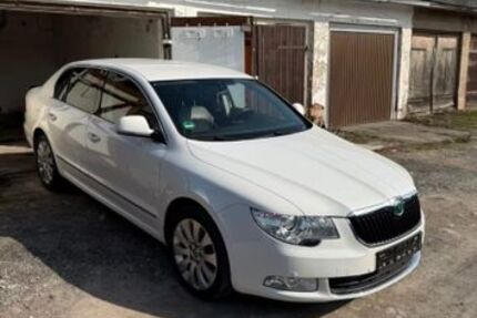 Skoda Superb 135.000 km 8.000 &euro; Gerlingen 70839