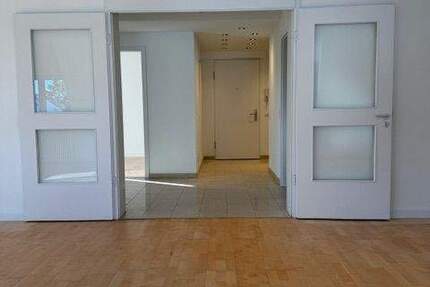 Großzügige Wohnung mit großem Südwest-Balkon und Gemeinschaftsgarten 3 zimmer