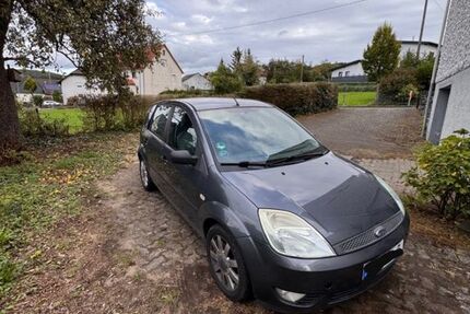Ford Fiesta 224.000 km 1.500 &euro; Steinebach 57520