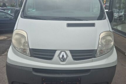 Renault Trafic 297.000 km 5.900 &euro; Ebersbach 73061