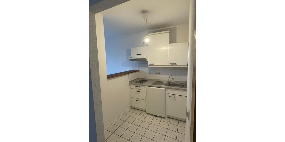 Helle 1-Zimmer Single-Wohnung mit Balkon, EBK und Stellplatz 1 zimmer