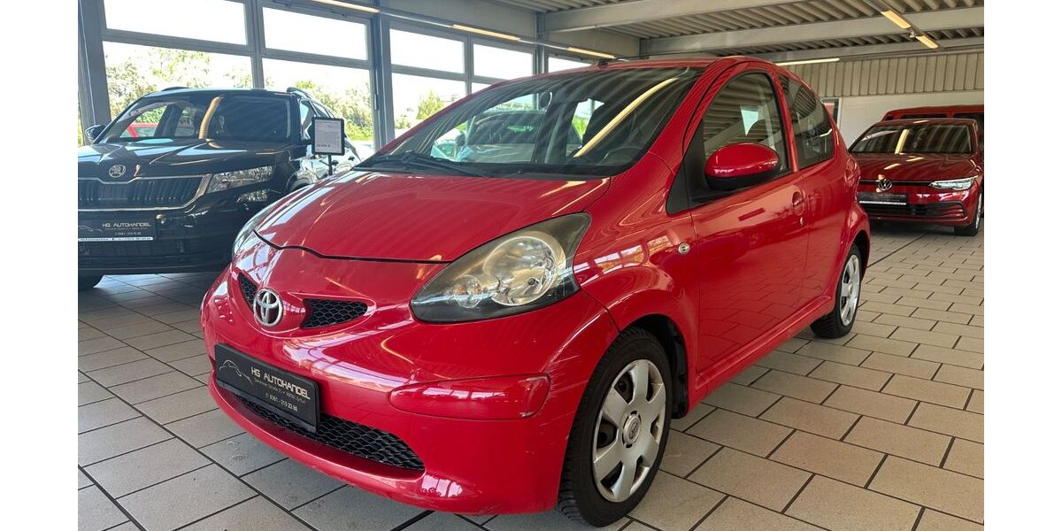 Toyota Aygo (X) 92.000 km 1.700 &euro; Erfurt 99091