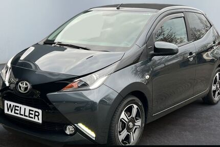 Toyota Aygo (X) 27.731 km 11.690 &euro; Leipzig 04347