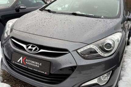 Hyundai i40 168.000 km 5.999 &euro; Solingen 42653