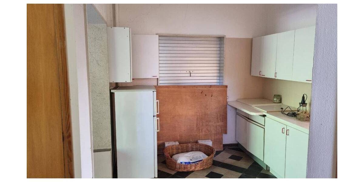 Mehrfamilienhaus, Wohnhaus Creußen - 2 Zimmer, 300 m&sup2;, 169.000&euro; | Angebot:26902409