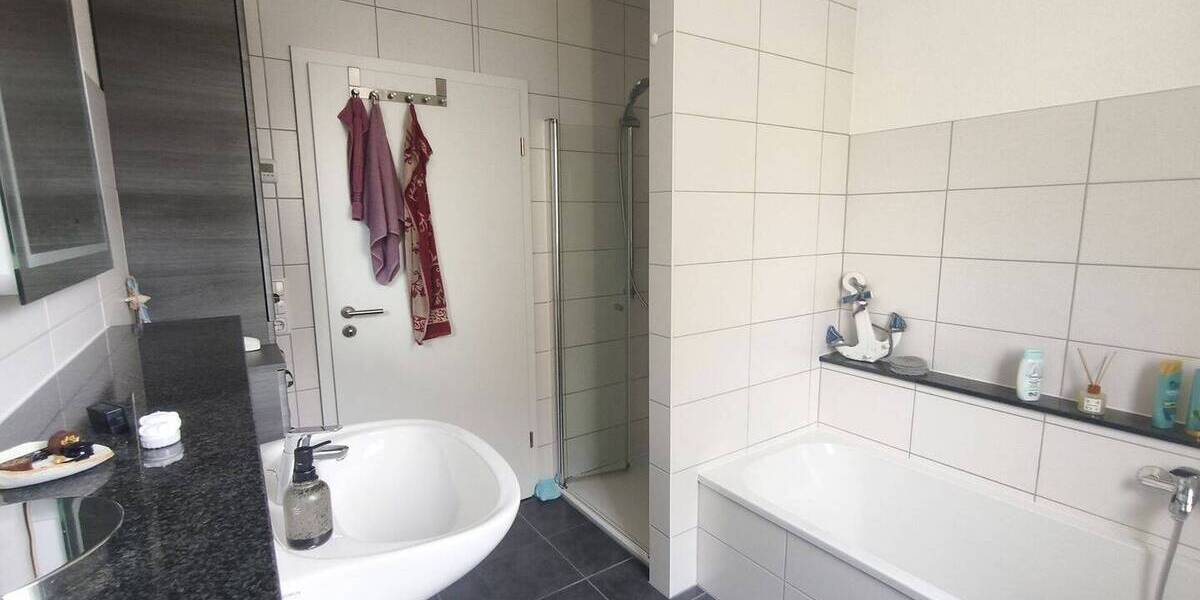 Etagenwohnung Holzweißig Holzweißig - 3 Zimmer, 100 m&sup2;, 200.000&euro; | Angebot:26585754
