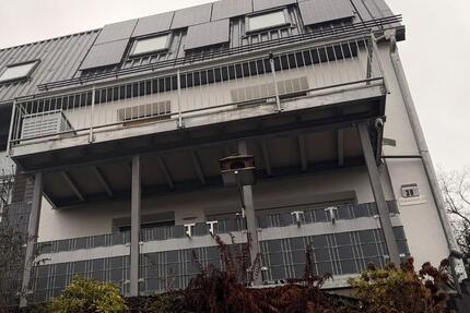 Doppelhaushälfte mit wei Wohneinheiten zu verkaufen 6 zimmer