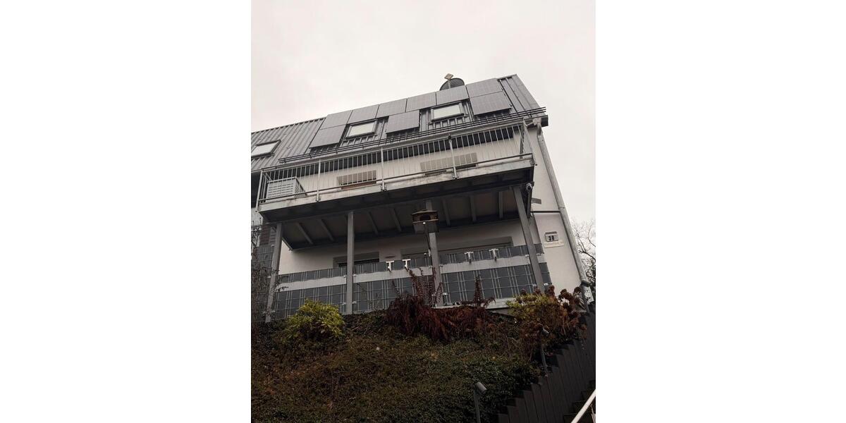 Doppelhaushälfte mit wei Wohneinheiten zu verkaufen 6 zimmer