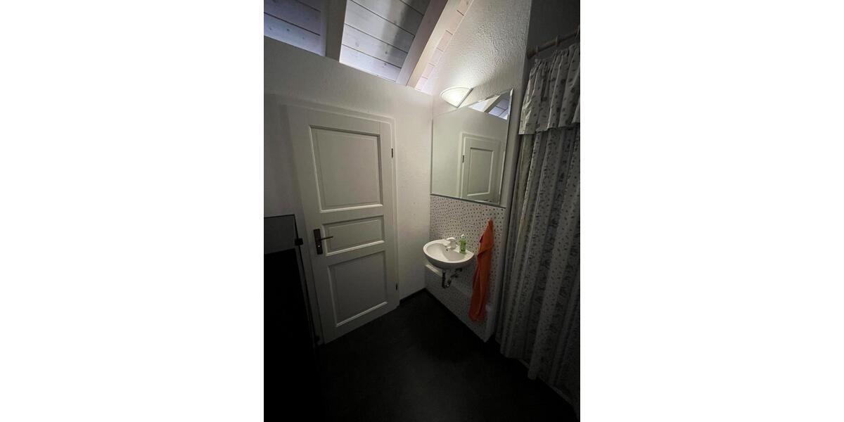 Dachgeschoßwohnung Balingen - 2 Zimmer, 80 m&sup2;, 850&euro; | Angebot:24835333