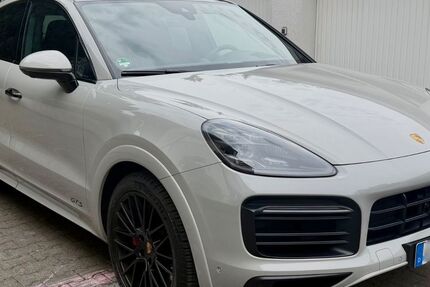 Porsche Cayenne 99.999 km 82.000 &euro; Frankfurt am Main 60314
