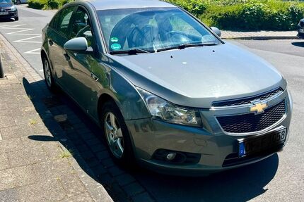 Chevrolet Cruze 183.500 km 2.100 &euro; Offenbach 63065
