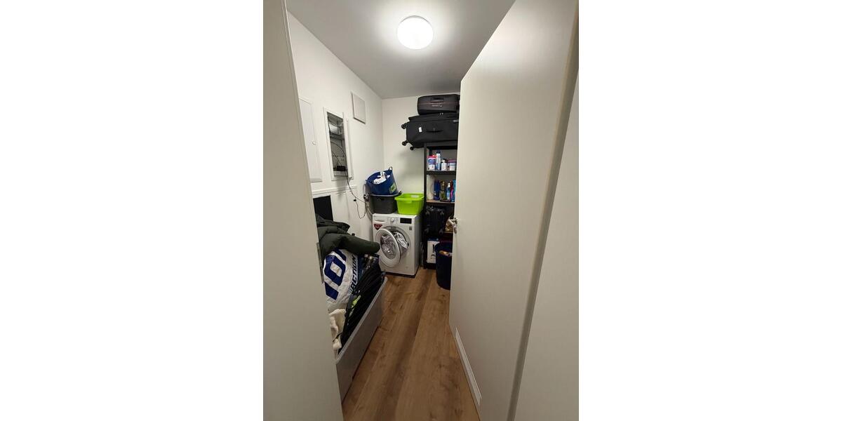 Etagenwohnung Neu-Isenburg Isenburg - 2 Zimmer, 83 m&sup2;, 1.350&euro; | Angebot:26585870
