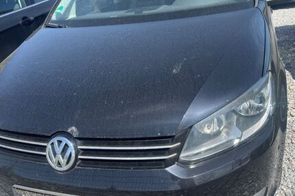 VW Touran 191.000 km 3.900 &euro; Lippstadt 59557