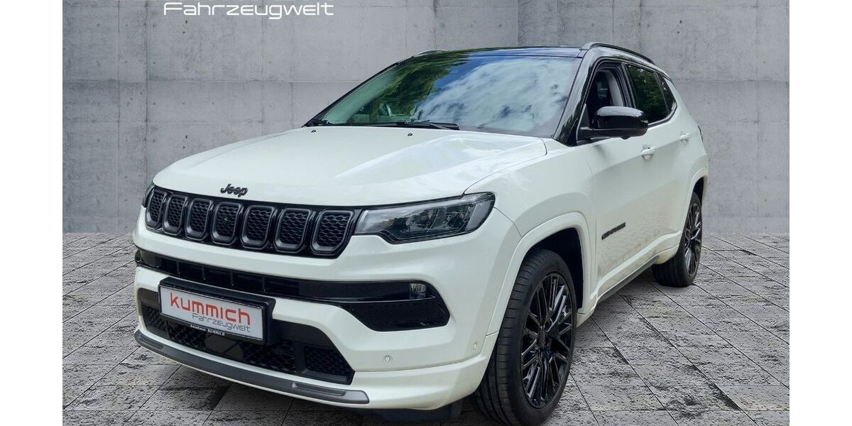 Jeep Compass 32.850 km 28.990 &euro; Aalen-Dauerwang 73457