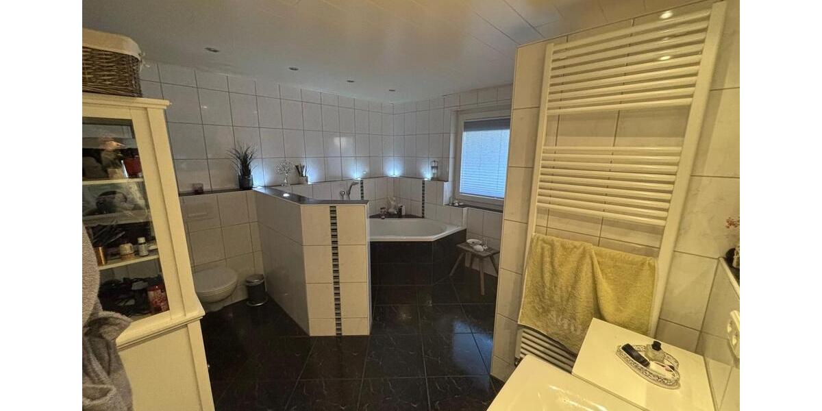Einfamilienhaus Rühen - 5 Zimmer, 134 m&sup2;, 313.000&euro; | Angebot:26336152