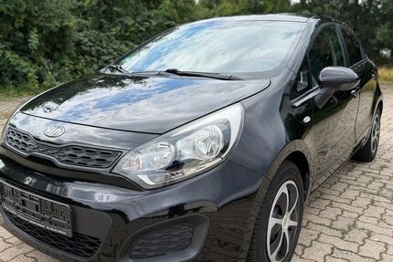 Kia Rio 79.000 km 4.300 &euro; Hannover 30179