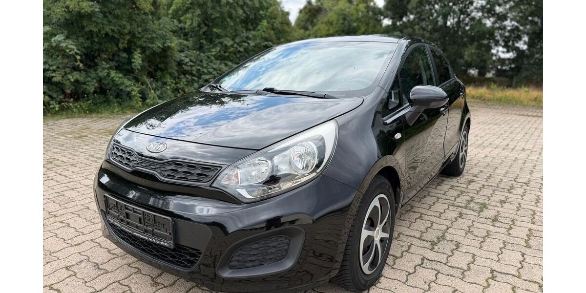 Kia Rio 79.000 km 4.600 &euro; Hannover 30179