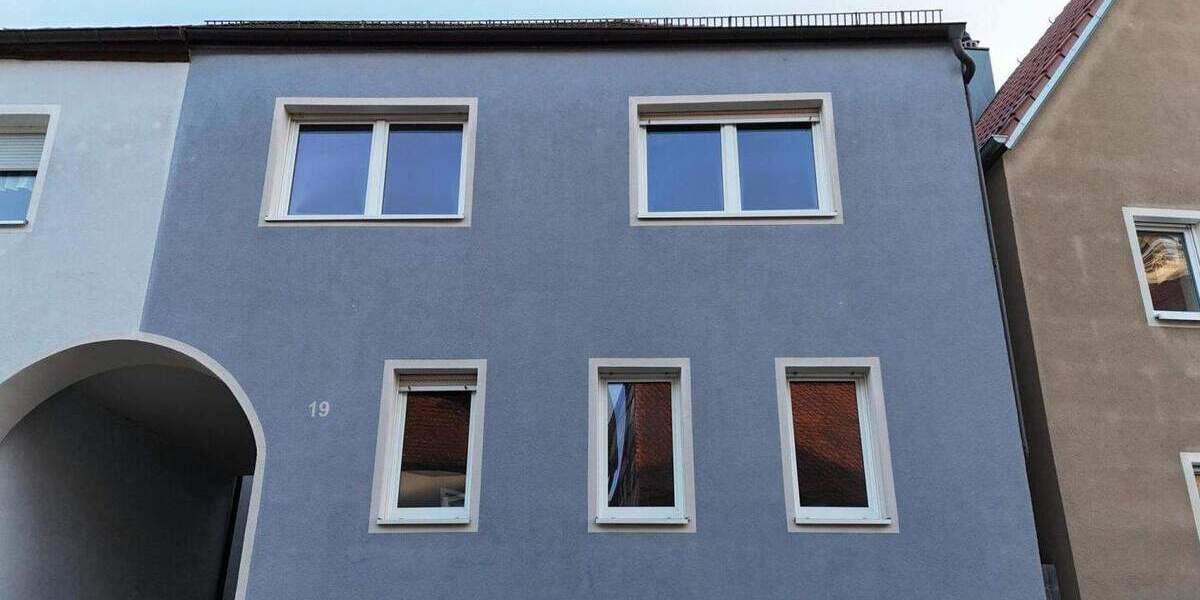 Mehrfamilienhaus, Wohnhaus Gunzenhausen - 8 Zimmer, 268 m&sup2;, 450.000&euro; | Angebot:25668511