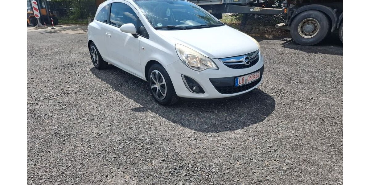 Opel Corsa 183.000 km 1.990 &euro; Baden-Württemberg - Sachsenheim 74343