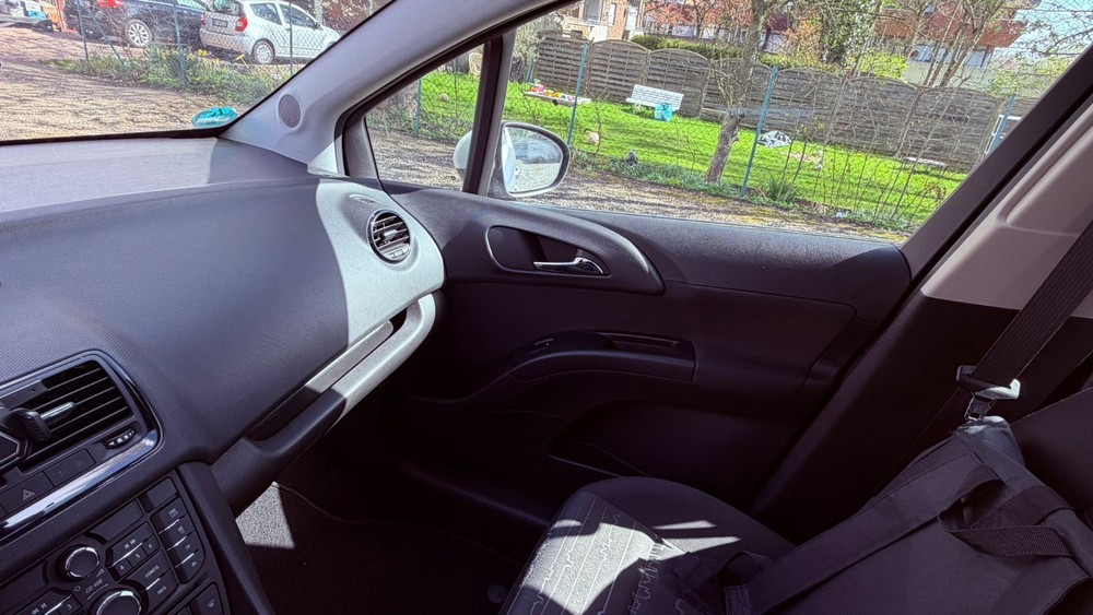 Opel Meriva 77.038 km 6.599 &euro; Willich 47877