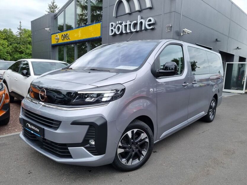 Zafira Life