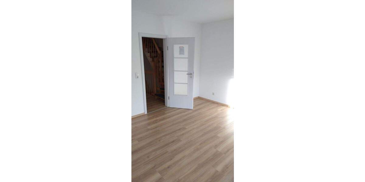 Reihenmittelhaus Merseburg - 4 Zimmer, 121 m&sup2;, 278.000&euro; | Angebot:25879472