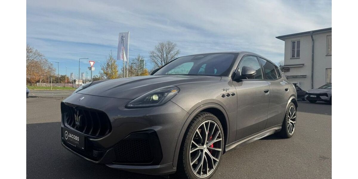 Maserati Grecale 32.800 km 79.980 &euro; Köln 50829