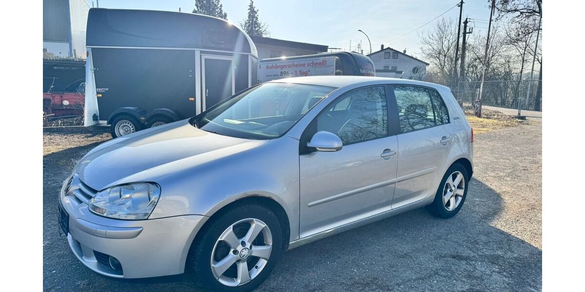 VW Golf 216.414 km 980 &euro; Ditzingen ￼ 71254