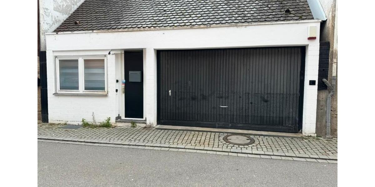 Einfamilienhaus Rottenburg am Neckar - 3 Zimmer, 150 m&sup2;, 190.000&euro; | Angebot:26827505