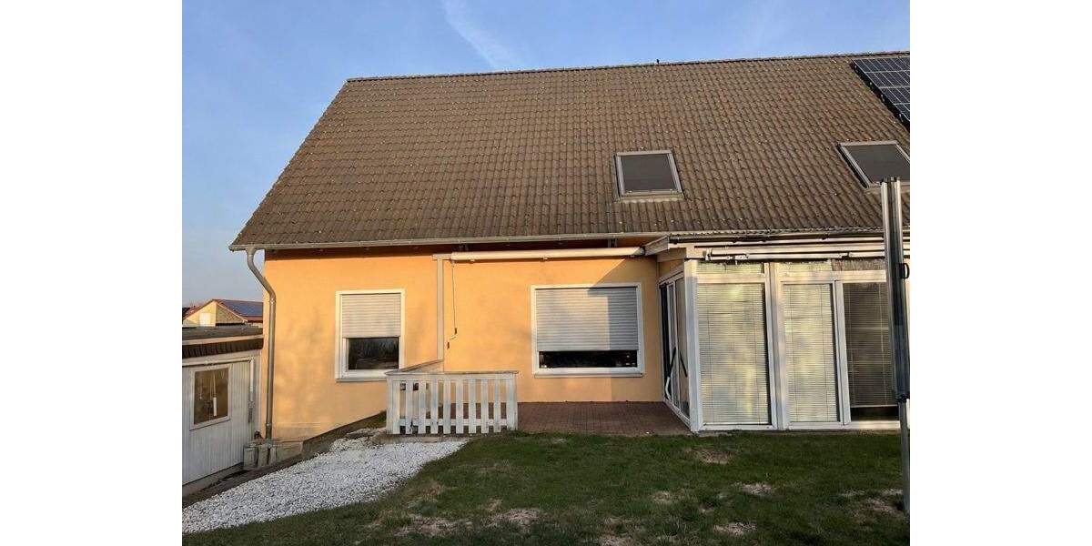 Doppelhaushälfte Braunschweig Waggum - 4 Zimmer, 119 m&sup2;, 1.500&euro; | Angebot:25606430