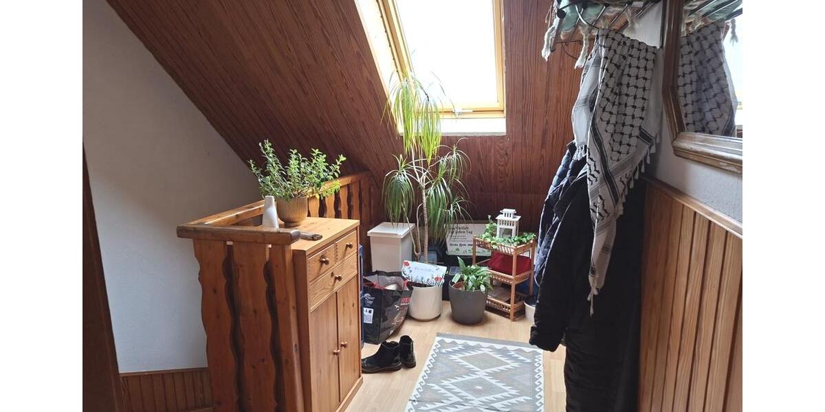 Dachgeschoßwohnung Jever - 3 Zimmer, 62 m&sup2;, 470&euro; | Angebot:26337267